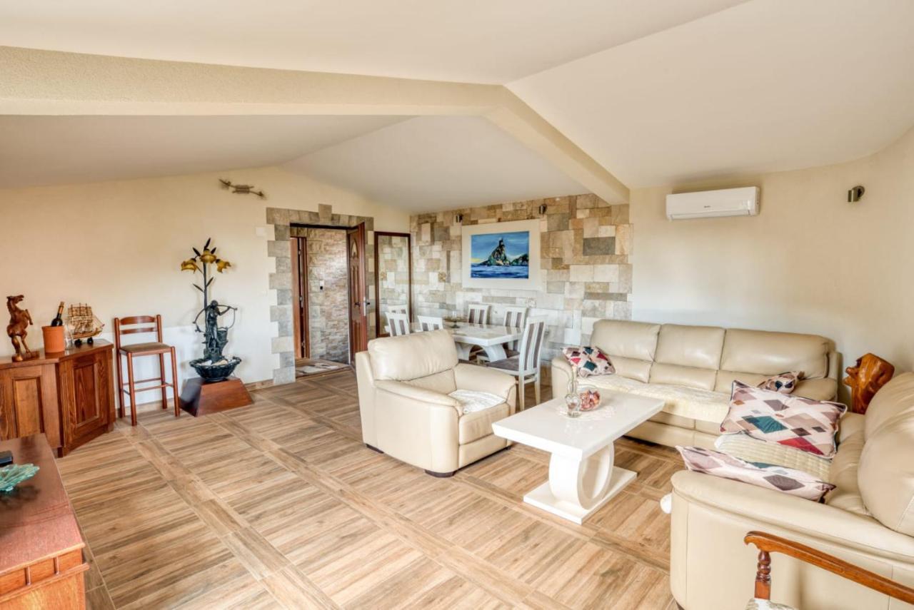 Savovic_Lux Apartment Petrovac Exterior photo